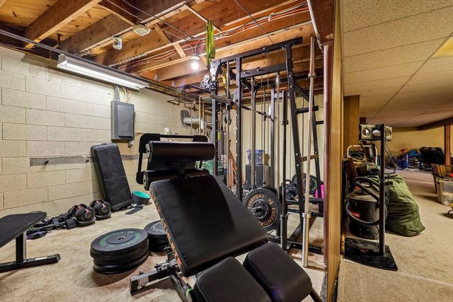 2750 Park DRIVE, Wauwatosa, WI 53222