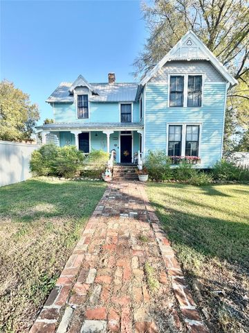 111 S Masonic Street, Bellville, TX 77418
