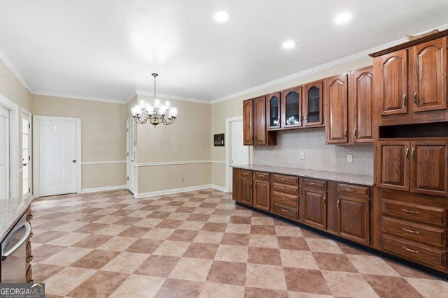 708 Robert Way, Powder Springs, GA 30127