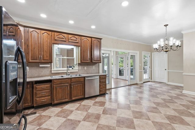 708 Robert Way, Powder Springs, GA 30127