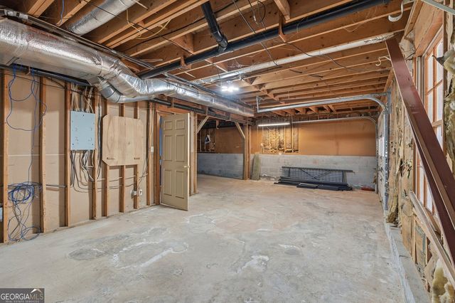 708 Robert Way, Powder Springs, GA 30127