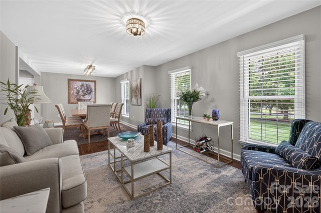 3231 Windrow Lane, Matthews, NC 28105