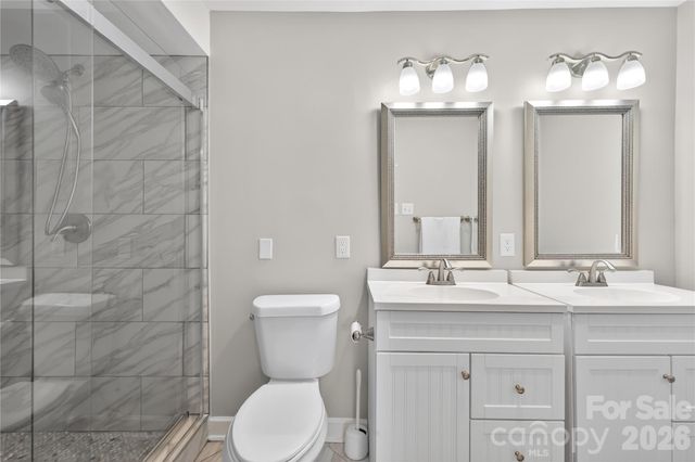 3231 Windrow Lane, Matthews, NC 28105