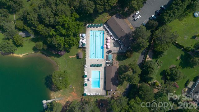 3231 Windrow Lane, Matthews, NC 28105
