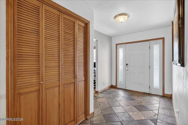 1162 Casa Blanca Court, Minden, NV 89423