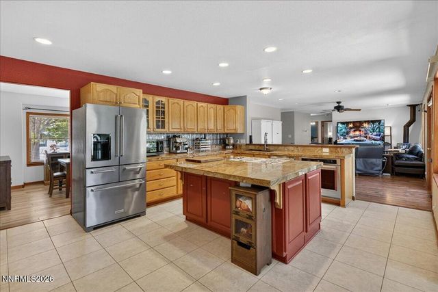 1162 Casa Blanca Court, Minden, NV 89423