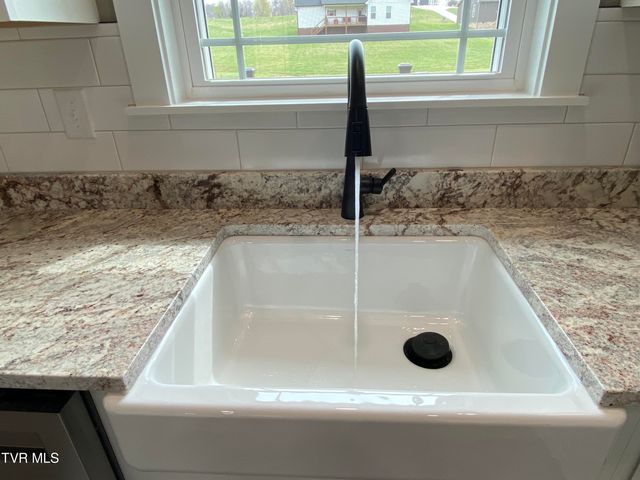 100 Green Lawn Avenue, Greeneville, TN 37743