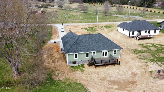100 Green Lawn Avenue, Greeneville, TN 37743