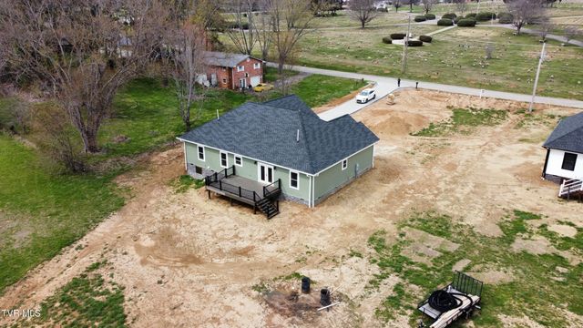 100 Green Lawn Avenue, Greeneville, TN 37743