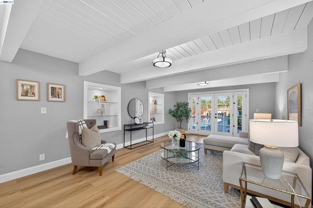 3215 3215 Peachwillow Ln, Walnut Creek, CA 94598