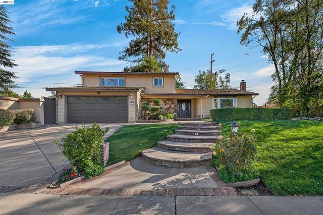 3215 3215 Peachwillow Ln, Walnut Creek, CA 94598