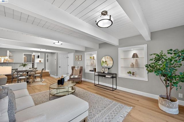 3215 3215 Peachwillow Ln, Walnut Creek, CA 94598