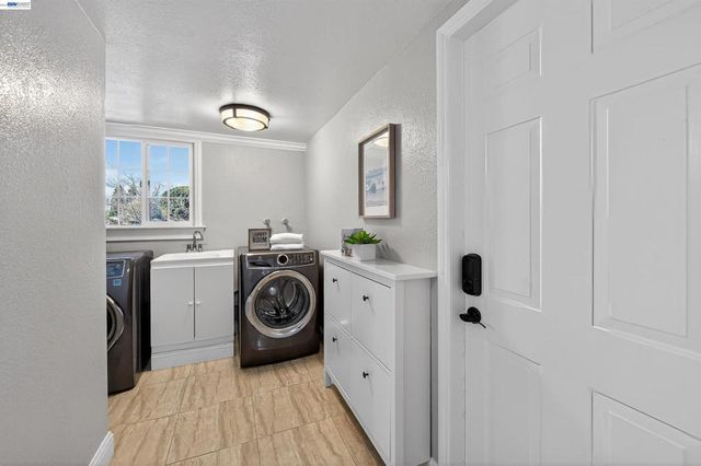 3215 3215 Peachwillow Ln, Walnut Creek, CA 94598