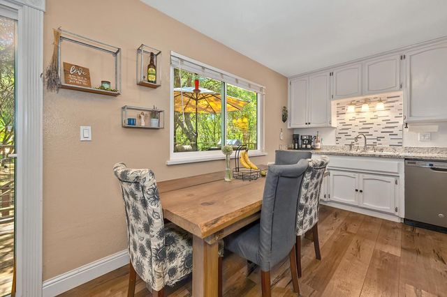 14239 Pepperwood Dr, Penn Valley, CA 95946