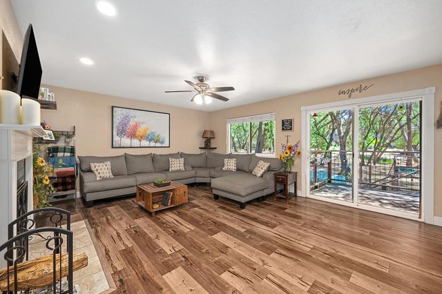 14239 Pepperwood Dr, Penn Valley, CA 95946