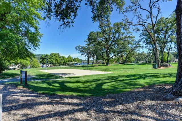 14239 Pepperwood Dr, Penn Valley, CA 95946