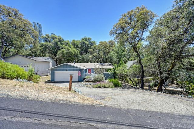 14239 Pepperwood Dr, Penn Valley, CA 95946