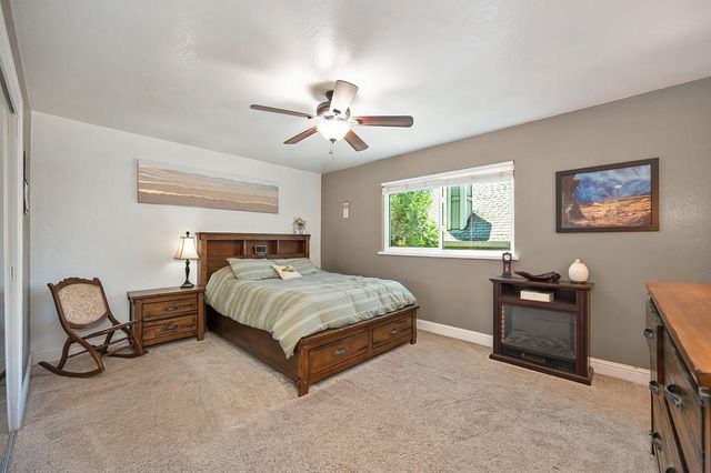 14239 Pepperwood Dr, Penn Valley, CA 95946