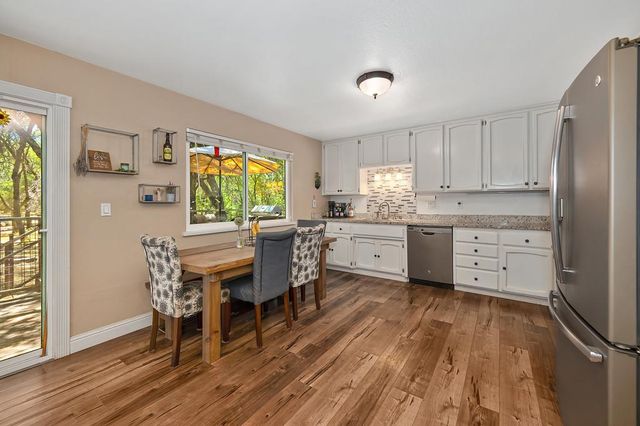 14239 Pepperwood Dr, Penn Valley, CA 95946