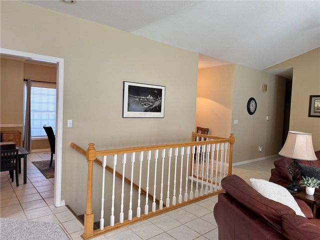 611 Deer Trail, Parsons, KS 67357