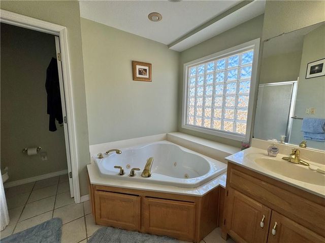 611 Deer Trail, Parsons, KS 67357