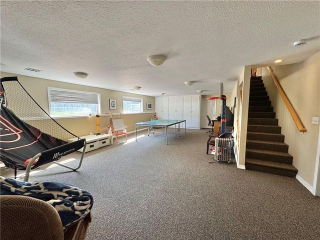 611 Deer Trail, Parsons, KS 67357