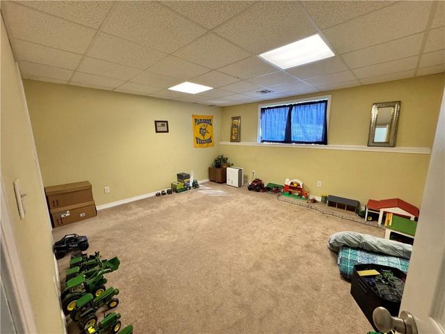 611 Deer Trail, Parsons, KS 67357