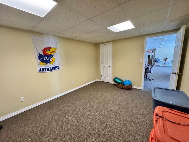 611 Deer Trail, Parsons, KS 67357