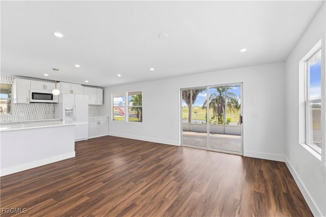 13670 Dowitcher DR, Fort Myers, FL 33908