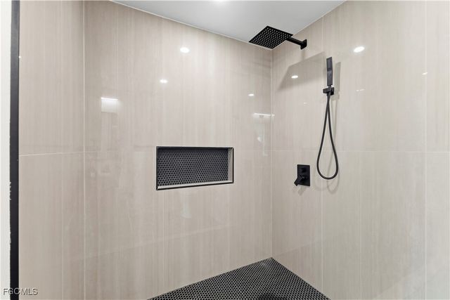 13670 Dowitcher DR, Fort Myers, FL 33908