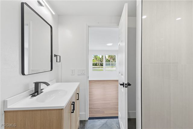 13670 Dowitcher DR, Fort Myers, FL 33908