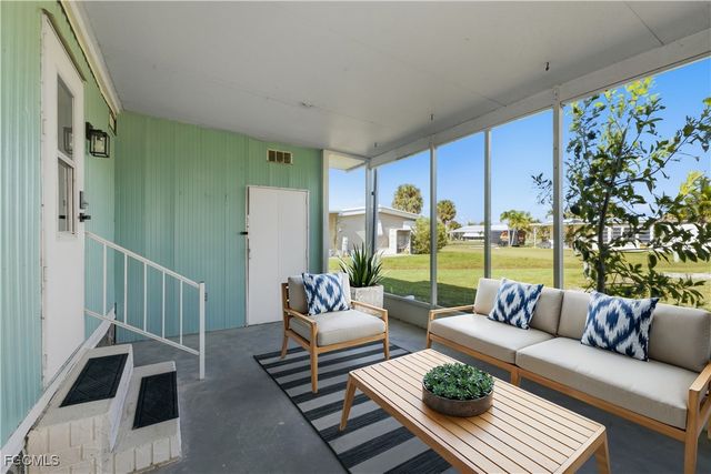 13670 Dowitcher DR, Fort Myers, FL 33908