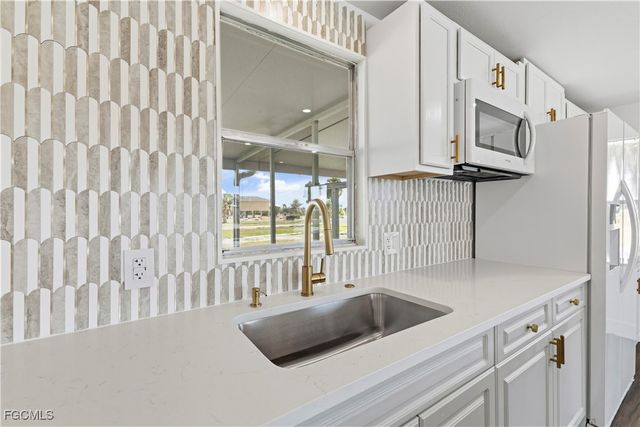 13670 Dowitcher DR, Fort Myers, FL 33908