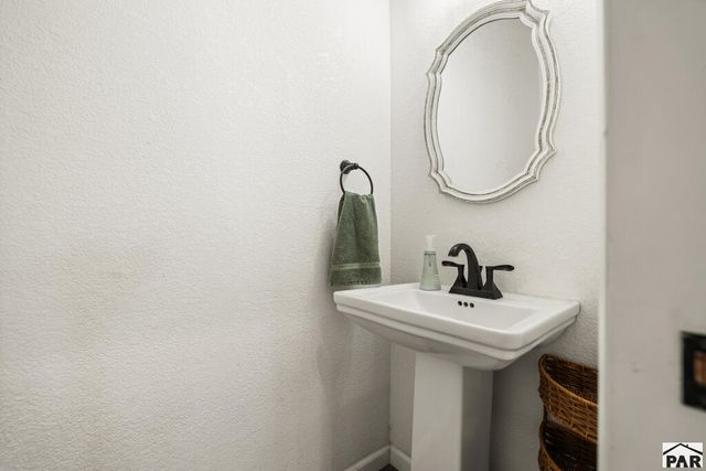 1140 E Cloudburst Lane, Pueblo West, CO 81007