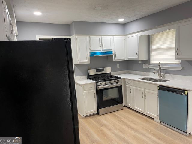 235 Deerfield Drive, Jonesboro, GA 30238