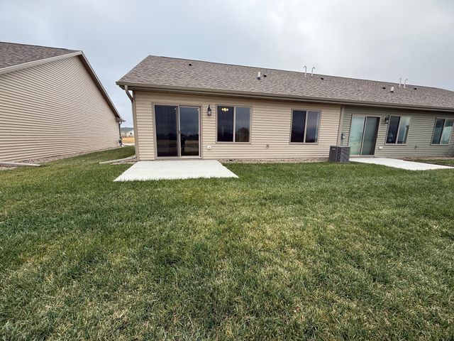 411 W Madison Street, Winterset, IA 50273