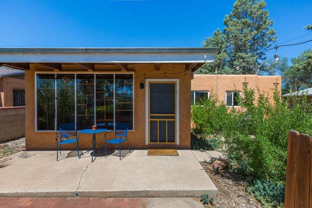 609 Valencia Drive SE, Albuquerque, NM 87108