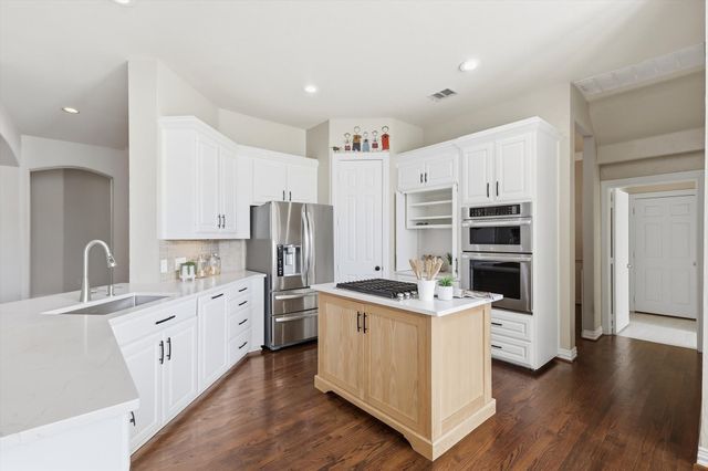 2505 Carroll Court, Flower Mound, TX 75022