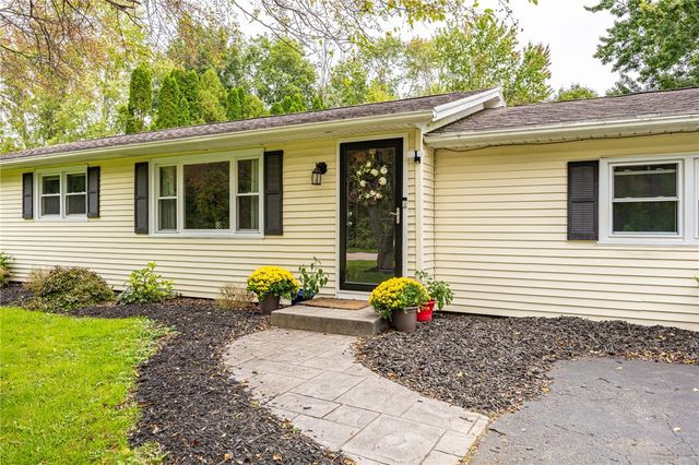3856 Stalker Road, Walworth, NY 14502