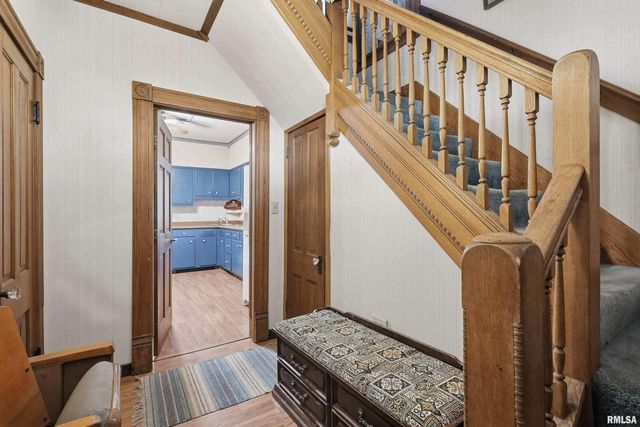 1322 27TH Avenue, Moline, IL 61265