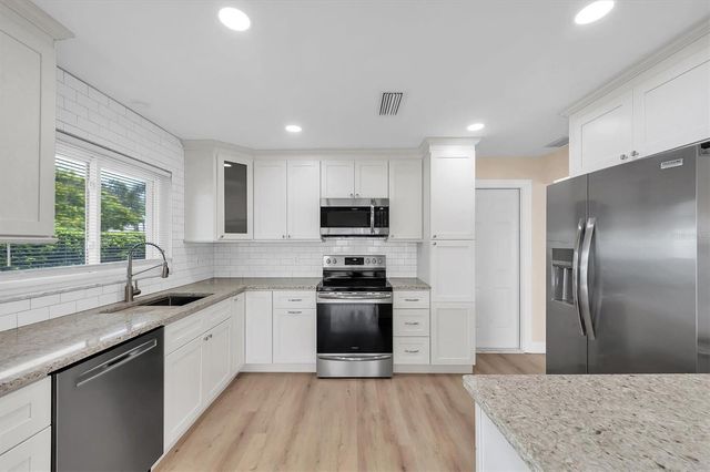 315 BUTTONWOOD LANE, Largo, FL 33770