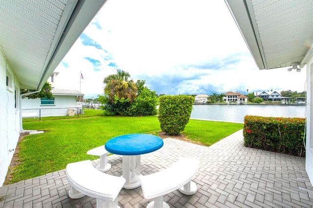 315 BUTTONWOOD LANE, Largo, FL 33770