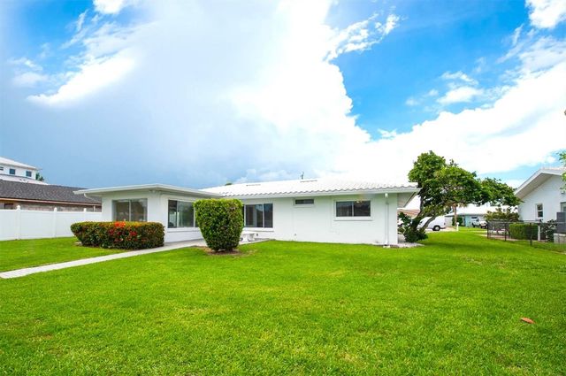 315 BUTTONWOOD LANE, Largo, FL 33770