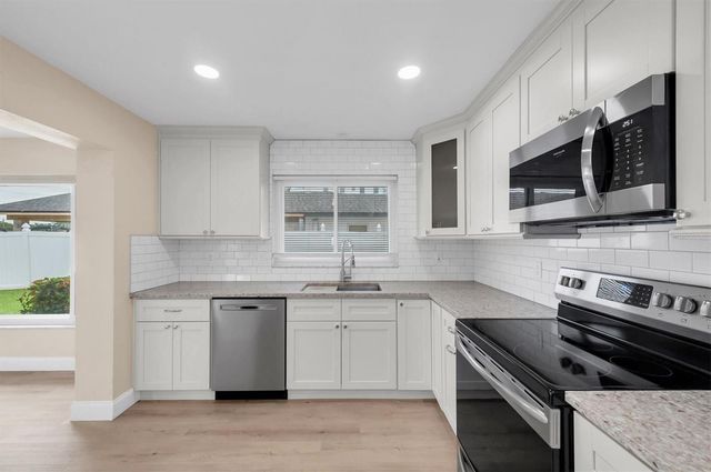 315 BUTTONWOOD LANE, Largo, FL 33770