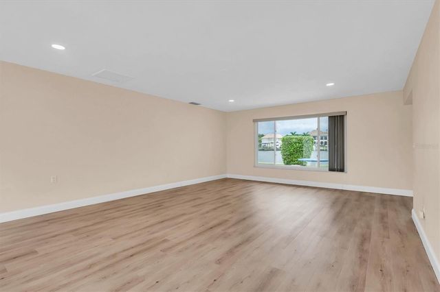 315 BUTTONWOOD LANE, Largo, FL 33770