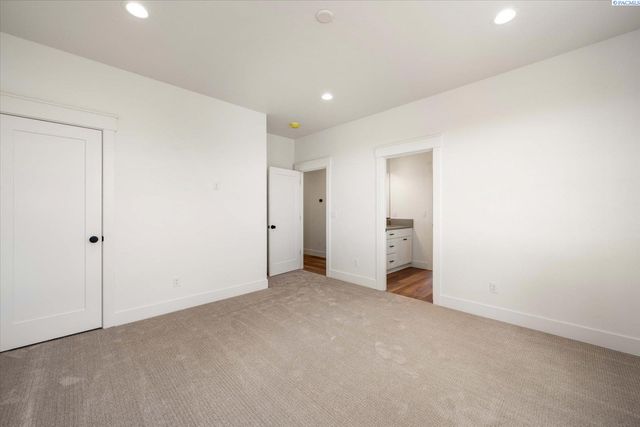 636 Lazio, Richland, WA 99352