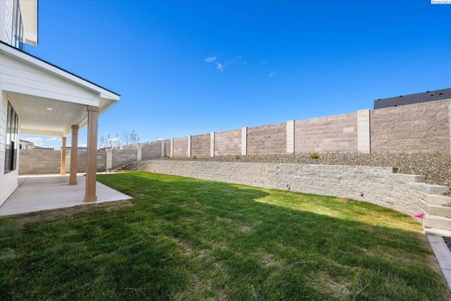 636 Lazio, Richland, WA 99352