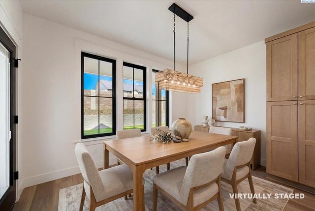 636 Lazio, Richland, WA 99352