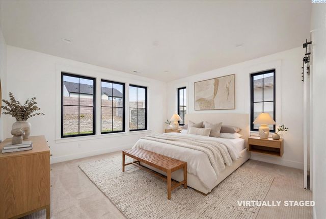 636 Lazio, Richland, WA 99352