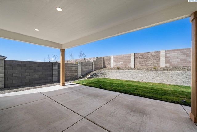 636 Lazio, Richland, WA 99352